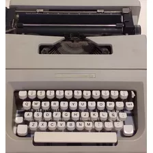 Máquina De Escribir Vintage Olivetti Año 60