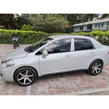 Nissan Tiida Hb Full Equipo