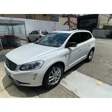 2.0 T5 Momentum Gasolina 4p Automático