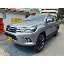 Toyota Hilux Srv 