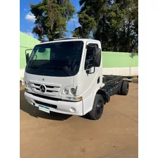 Caminhão Accelo 1016 3/4 4x2 Toco 2018