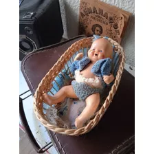 Antiguo Muñeco Bebé Porcelana Alemán Con Cuna Y Ropa 