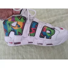 Tenis Nike Air More Utempo Peace Love,