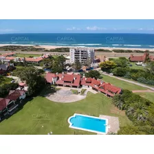 Mansion En Playa Brava De Punta Del Este 