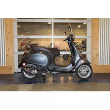 2023 Vespa Primavera 150 Touring