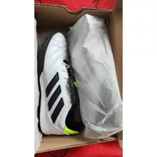 Tenis adidas Copa Gloro