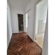 Precioso Apto Antiguo De Solida Construccion Pero Actualizado Baño Y Cocina Comodos Ambientes Un Dormitorio Atras De La Sede Mercosur A 100 De Rambla Y Parque Rodo Solo Anda O Cgn Blanes Y Muller 