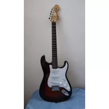 Vendo Solo Vendo Guitarra Squier Stratocaster Affinity.