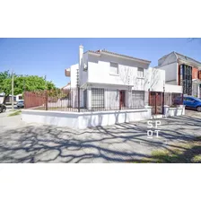 Espectacular Esquina Comercial , Vende Con Renta !!