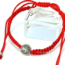 Pulsera San Benito - Hilo Rojo Ajustable + Consagrada + M2