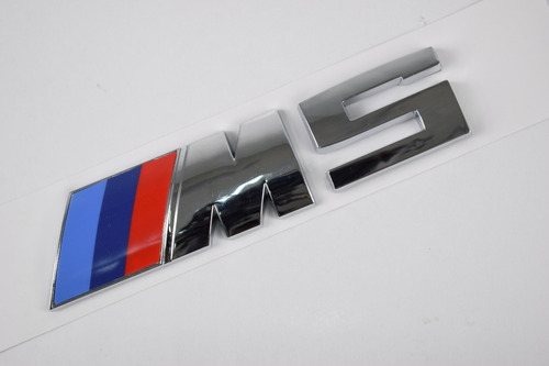 Emblema Bmw M5 De 13.5cm X 3cm Color Cromo Autoadherible Foto 2