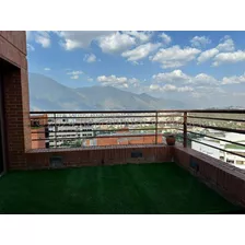 Alquiler En Colinas De Valle Arriba- Apartamento Ph- Mejor Relacion Precio-calidad