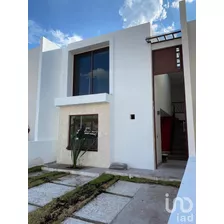 Venta Casa 3 Ambientes Quinta Cantera