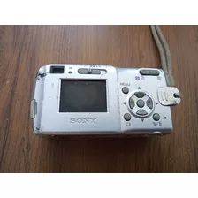 Maquina De Fotografia Sony Dsc S40 Uzada Pra Retirar Peças