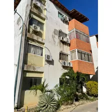 Eav-1264 Apartamento Conjunto Habitacional Balcones De Paraguaná Urbanización Zarabón Estado Falcón