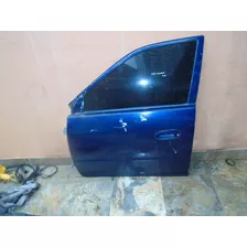 Vendo Puerta Delantera Izquierda De Kia Carens Año 2004