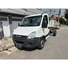 Iveco Daily 35s14 No Chassi Doc Baú