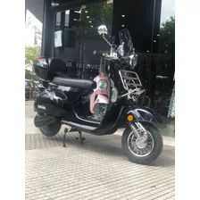 Moto Eléctrica Sunra Vespa Vintage 3000w Parabrisas Baulera