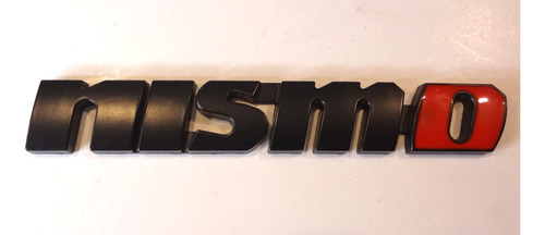 Emblema Nissan Nismo Tsuru Versa Sentra Tiida Altima Black Foto 3