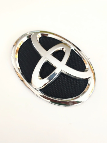 Emblema Parrilla Frontal Toyota Corolla 2011-2012-2013 Foto 3