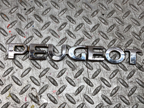 Emblema Letra Peugeot 206 Org 4 Pts 1.6 Std 2001/2009 Foto 9