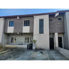 Milagros Inmuebles Casa Venta Cabudare Lara La Mora Economica Residencial Economico Codigo Inmobiliaria Rentahouse 24-8402