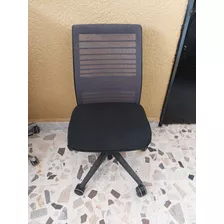 Steelcase Think Negro