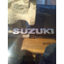 Par Emblemas Laterales Espadillas Suzuki Negro (flecha)