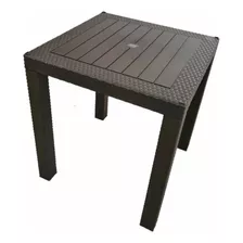 Mesa Cuadrada De Plástico Tipo Rattan