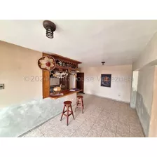 Apartamentos En Venta En Barquisimeto Lara Av Pedro Leon Zona Oeste De La Ciudad, Cercano A Todo Tipo De Comercios, Clínicas, Colegios, Universidades, Farmacias, Aeropuerto.