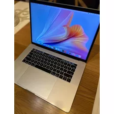 Macbook Pro I7 15.4 2017
