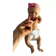 Bebê Reborn Silicone Sólido Pode Tomar Banho 32cm