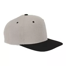 Yupoong Panel Visera Plana Estructurada Snapback Clásico,