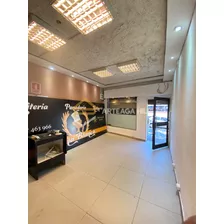 Alquiler | Local Comercial En Excelente Estado Listo Para Ocupar - Ubicacion Estratégica.