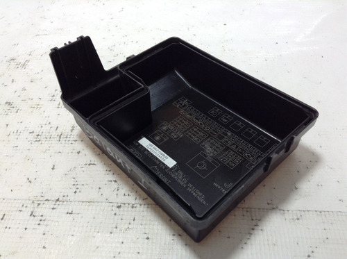 Tapa Caja Fusibles Mitsubishi Galant Es Mod 04-08 Original Foto 5