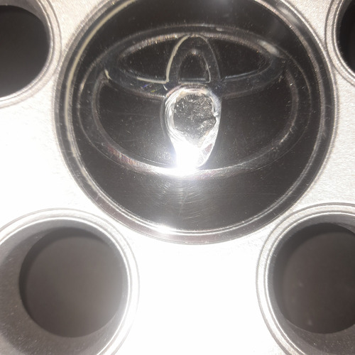 Tapn Polvera Toyota Prius R15  Detalle En El Logo E/5 Foto 2