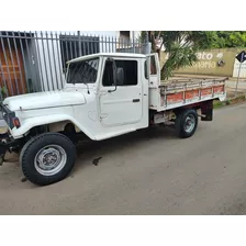 Toyota Bandeirante 1991 3.7 Cab. Simples Longa 2p