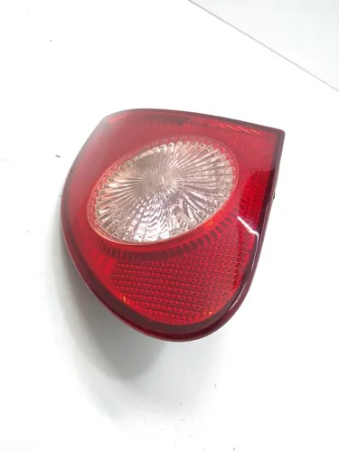 Lanterna Tampa Lado Direito Corolla Xei 1.8 2004 16899 2