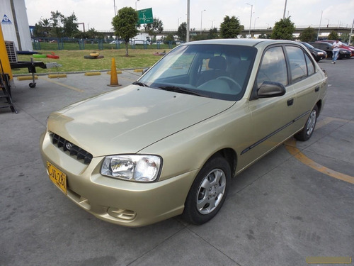 Radiador Hyundai Accent Verna / Gyro Corto Laminilla Foto 8