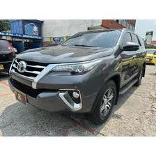 Toyota Fortuner Srv 2.7 Gasolina 4x2 At Mod 2019