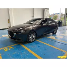 Mazda 3 / 2021