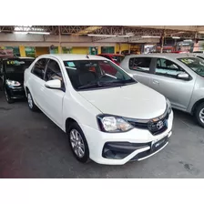 Toyota Etios 1.5 X Plus Sedan 16v