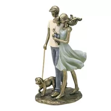 Escultura Estatueta Decorativa Familia Casal Filho Com Pet