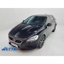 V40 T4 Momentum