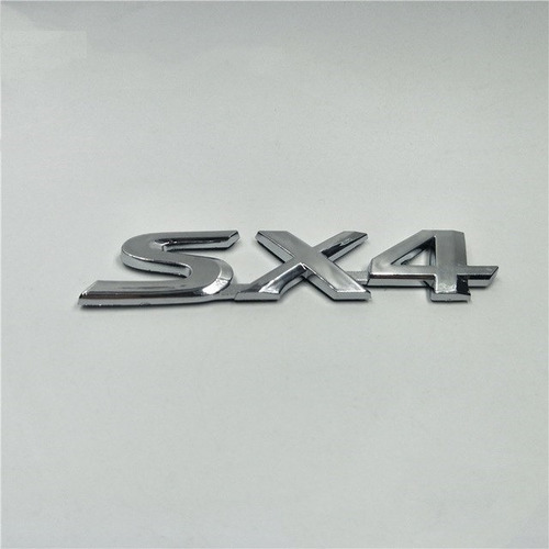 Emblema Suzuki Sx4 Foto 2
