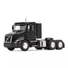 First Gear - Escala 1:50 - Camión Volvo Vnr300 - Color Negro