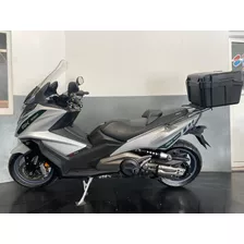 Kymco Ak 550