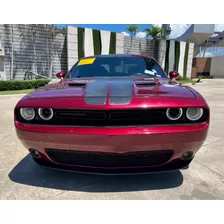 Dodge Challenger Sxt