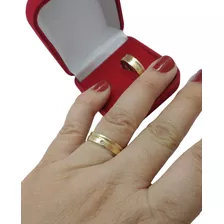 Par De Alianças Casamento Ouro Encapadas 5mm Reta Friso