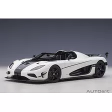 Koenigsegg Agera Rs Escala 1:18 Autoart 79021 Color Blanco